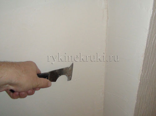 отделка стены за радиатором отопления керамической плиткой